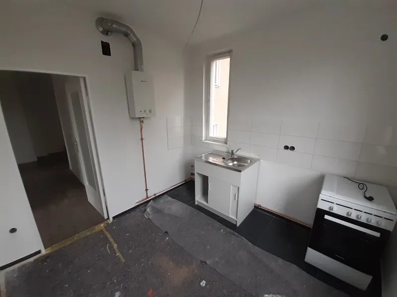 Frisch sanierte 2,5-Zimmerwohnung in der Wedellstraße – Ihr neues Zuhause mit Wohlfühlatmosphäre! — photo 1